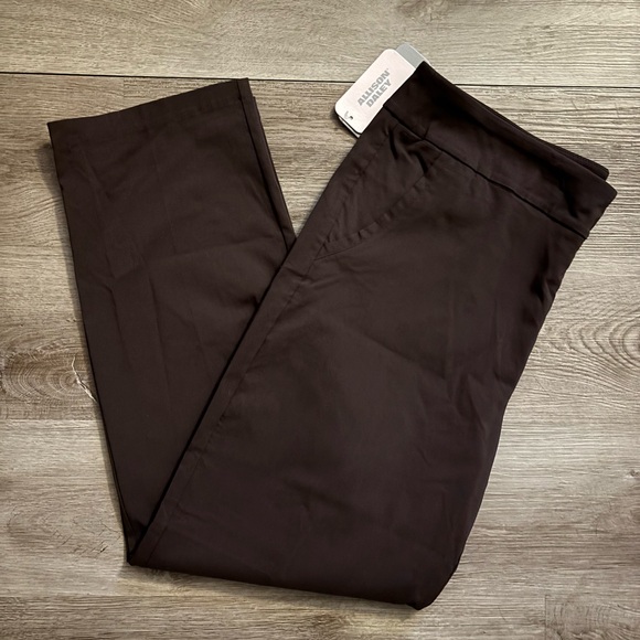 Allison Daley Dark Brown Chinos - Picture 6 of 6